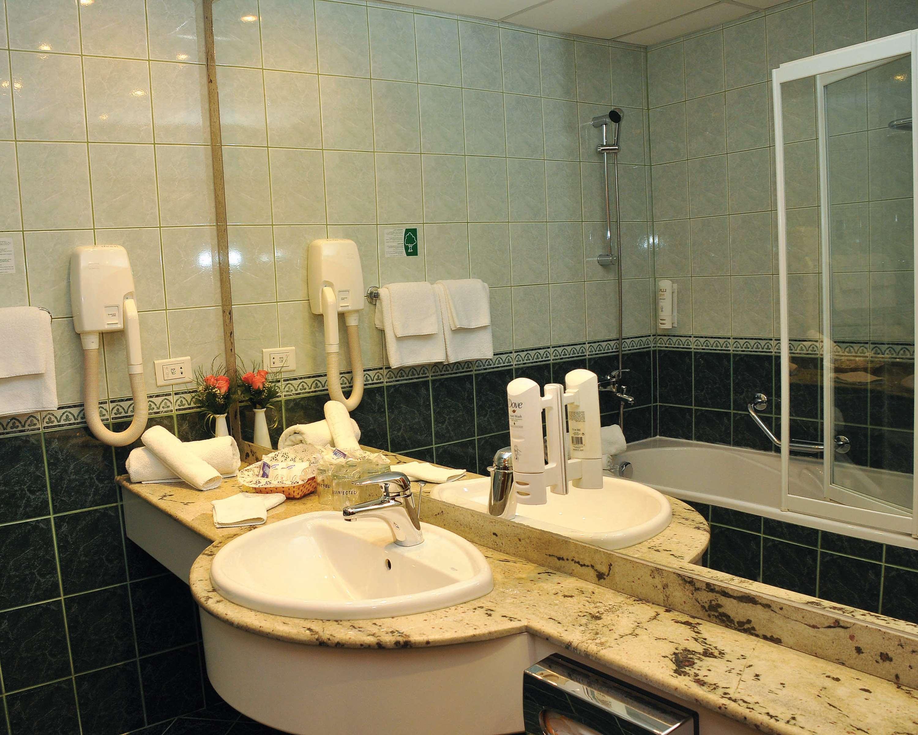 Best Western Hotel Turist Skopje Room photo