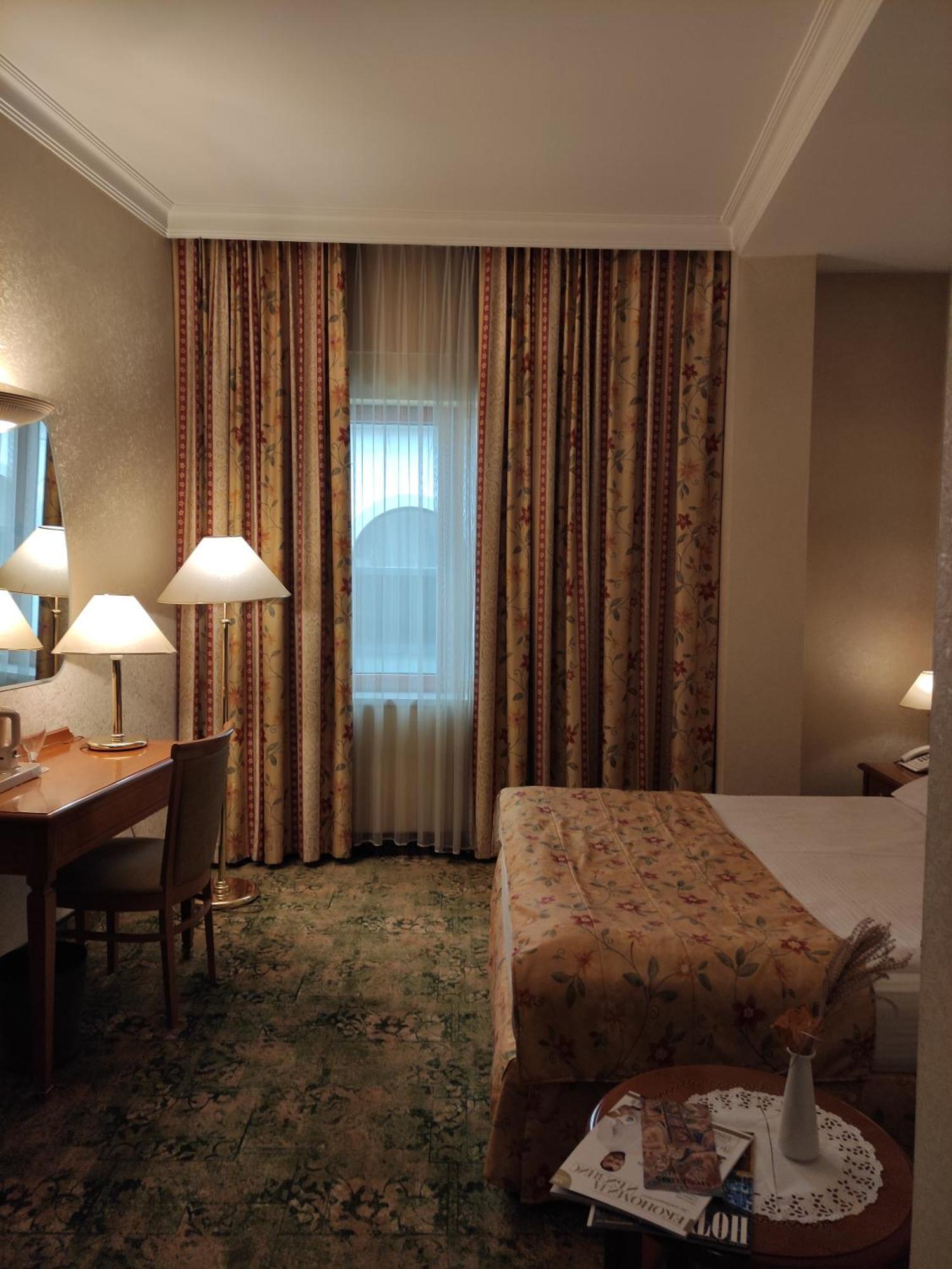 Best Western Hotel Turist Skopje Exterior photo
